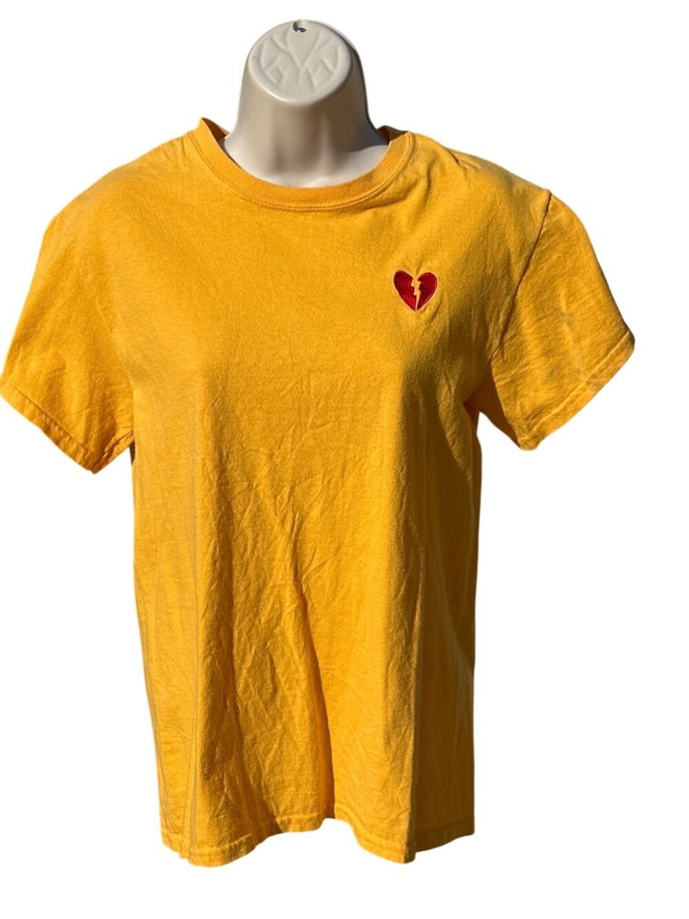 Riot Society Size Small Mustard Yellow Broken Heart Embroidered Tee Minimalist